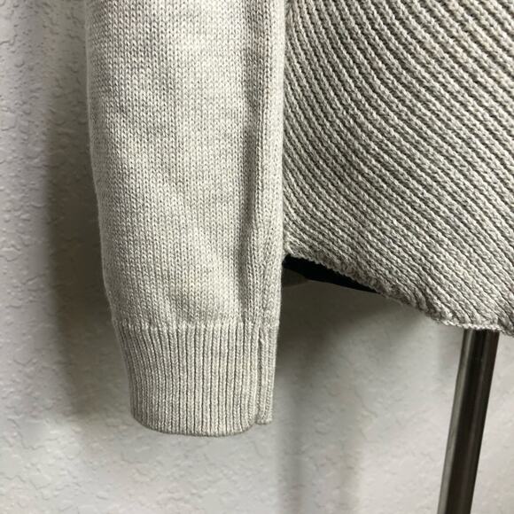 Cabi light gray mix knit button front v neck cardigan size Extra Small XS #3161 - Picture 5 of 16